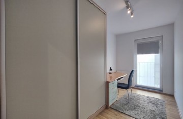 Do wynajęcia 3 pokoje z balkonem, 1 piętro ul. Berylowa