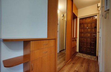 Do wynajęcia umeblowane, odświeżone 2 pokoje, V osiedle