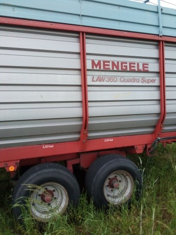 Przyczepa samozbierająca