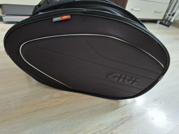 SAKWY GIVI