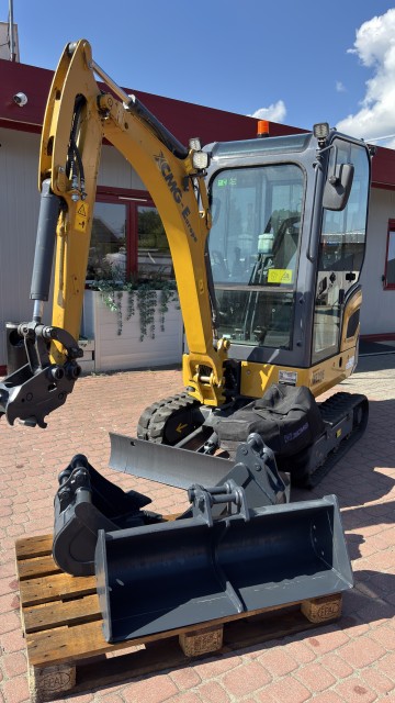 KUBOTA Koparka MiniKoparka XE20E Używana!