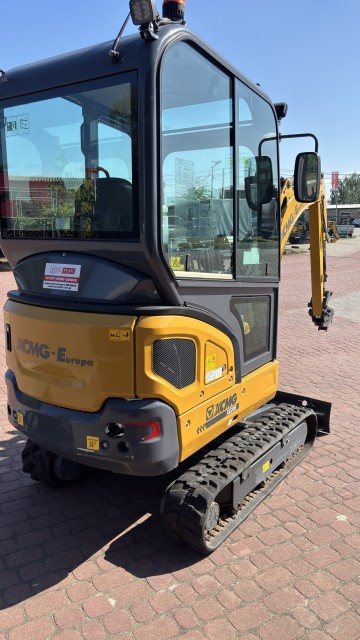 KUBOTA Koparka MiniKoparka XE20E Używana!