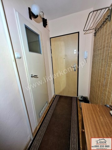 Sprzedam 2 POKOJE | 42,16 m&sup2; | III PIĘTRO | os. V | KONIN