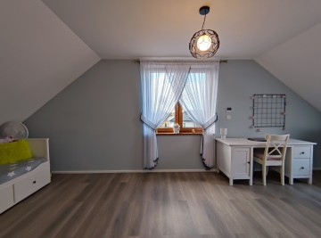 Nowoczesny dom, duża działka, dwustanowiskowy garaż-Janowice