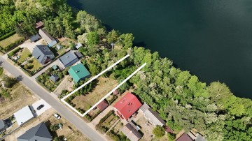 Linia brzegowa - Głębockie Pierwsze - Ślesin - 811 m2.