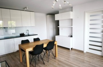 Nowoczesne, umeblowane, 3 pok., prywatny parking, Konin-ul. ...