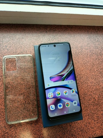 Sprzedam Motorolę g13 dual SIM ładna LTE NFC 6,5 cala 128gb