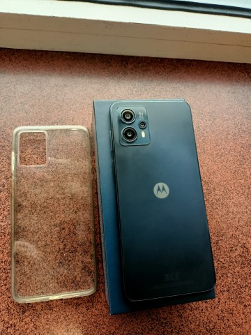 Sprzedam Motorolę g13 dual SIM ładna LTE NFC 6,5 cala 128gb