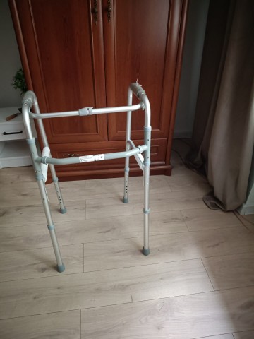 sprzedam hodzik i balkonik