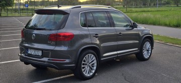 Volkswagen Tiguan 2.0 TDI DSG 4-MOTION R-LINE