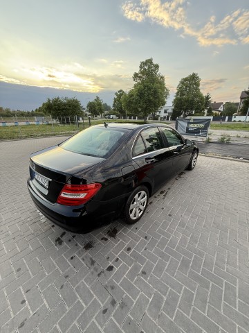 Mercedes C180 2012 rok