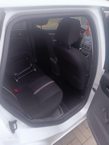 Sprzedam Ford Focus MK2 kombi 1,6Tdci