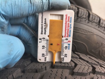 Sprzedam opony 155/70 R13 wielosezonowe