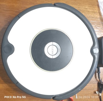 iRobot Roomba 605 &ndash; sprawny robot sprzątający + stacja dokuj