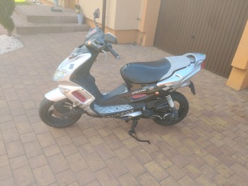 Peugeot speedfight 2