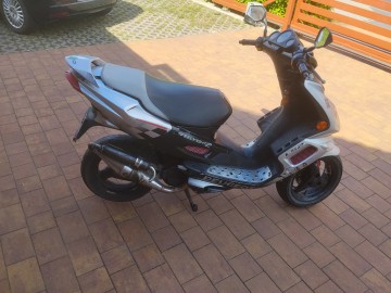 Peugeot speedfight 2