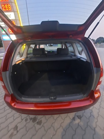 Toyota Corolla E12 kombi 2004r