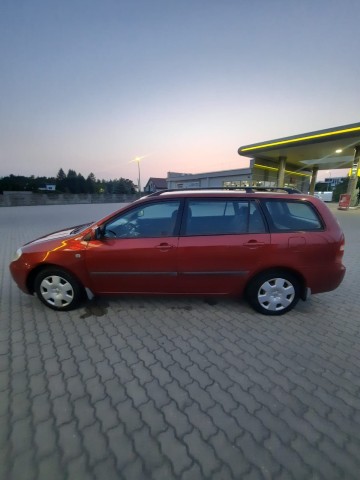 Toyota Corolla E12 kombi 2004r