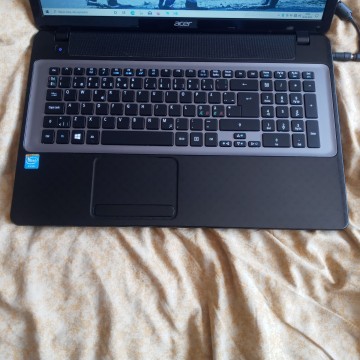 Laptop Acer Travelmate P273, 17.3 cala