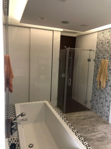 Sprzedam dom 220m2 w Brzeżnie pod Koninem z gospodarczym 200