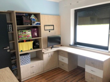 Sprzedam dom 220m2 w Brzeżnie pod Koninem z gospodarczym 200