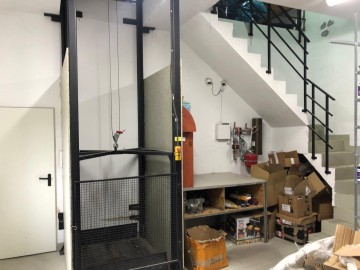 Sprzedam dom 220m2 w Brzeżnie pod Koninem z gospodarczym 200
