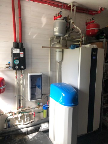 Sprzedam dom 220m2 w Brzeżnie pod Koninem z gospodarczym 200
