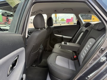 Kia Ceed 1.4 BENZYNA Klimatyzacja Nawigacja Kamera Ledy