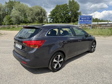 Kia Ceed 1.4 BENZYNA Klimatyzacja Nawigacja Kamera Ledy