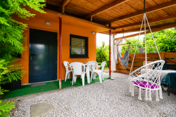 Działka ROD 300 m² ZYCHLIN – 2 domki, prąd i woda