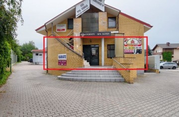 Do wynajęcia lokal handlowo-usługowy na parterze
