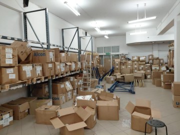 Wynajmę duży lokal handlowo-magazynowy, parter, duży parking