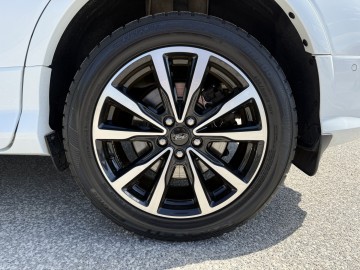 Ford Kuga 1.5 BENZYNA Klimatronik Nawigacja Kamera Xenon 4x4