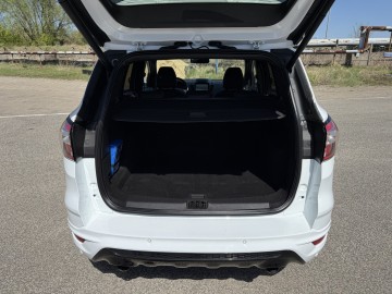 Ford Kuga 1.5 BENZYNA Klimatronik Nawigacja Kamera Xenon 4x4
