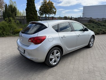 Opel Astra 1.6 BENZYNA Zarejestrowana Klimatronik Tempomat
