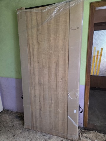 Sprzedam nowe drzwi 90 Prawe