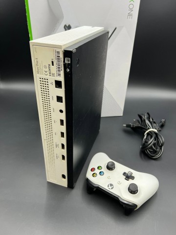 Konsola Xbox One S 1 TB 1681