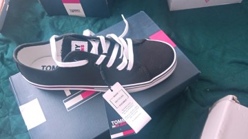 sprzedam buty nowe