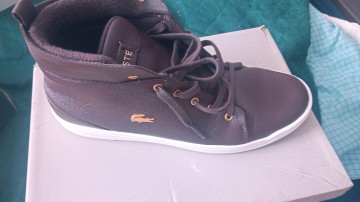 sprzedam buty nowe