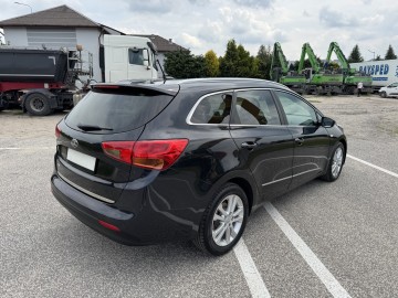 Kia Ceed 1.6 BENZYNA Nawigacja Kamera Cofania Ledy Tempomat