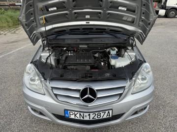 Mercedes B 2.0 DIESEL Klimatyzacja Nawigacja Tempomat HAK