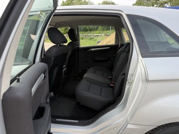 Mercedes B 2.0 DIESEL Klimatyzacja Nawigacja Tempomat HAK