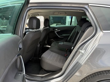 Opel Insignia 1.6 BENZYNA Zarejestrowana Długie Opłaty