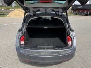 Opel Insignia 1.6 BENZYNA Zarejestrowana Długie Opłaty