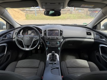 Opel Insignia 1.6 BENZYNA Zarejestrowana Długie Opłaty