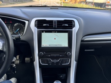 Ford Mondeo 1.5 BENZYNA Klimatronik Nawigacja Ledy Tempomat