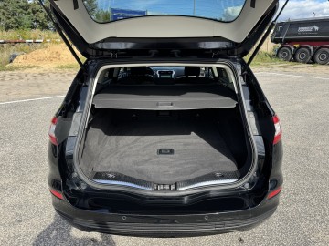 Ford Mondeo 1.5 BENZYNA Klimatronik Nawigacja Ledy Tempomat