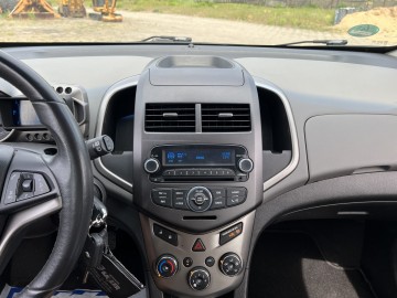 Chevrolet Aveo 1.6 BENZYNA Klimatyzacja Tempomat Czujniki