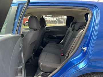Chevrolet Aveo 1.6 BENZYNA Klimatyzacja Tempomat Czujniki