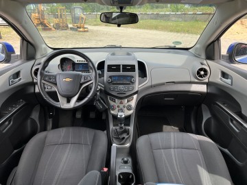Chevrolet Aveo 1.6 BENZYNA Klimatyzacja Tempomat Czujniki